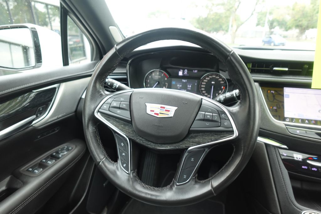 2022 Cadillac XT5 Image 15