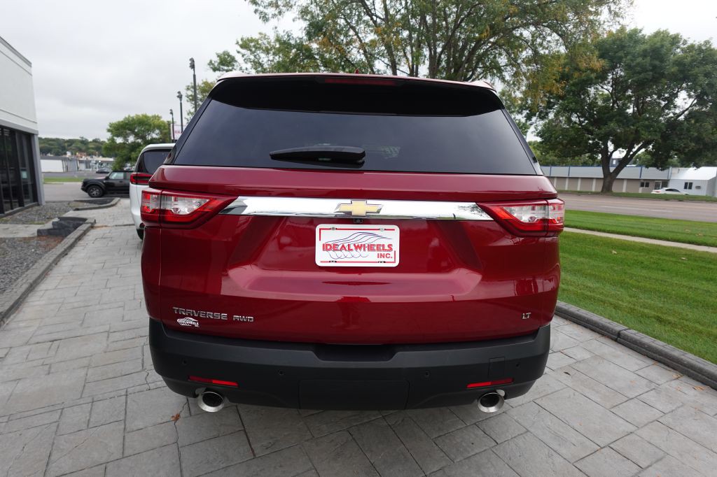 2020 Chevrolet Traverse Image 3