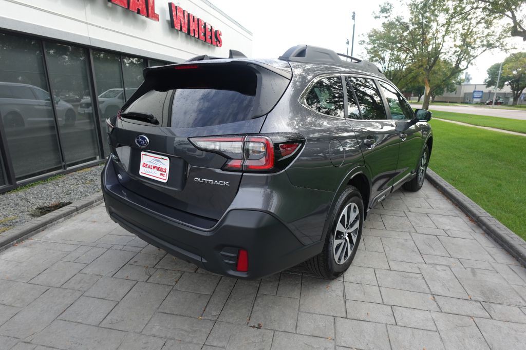 2022 Subaru Outback Image 2