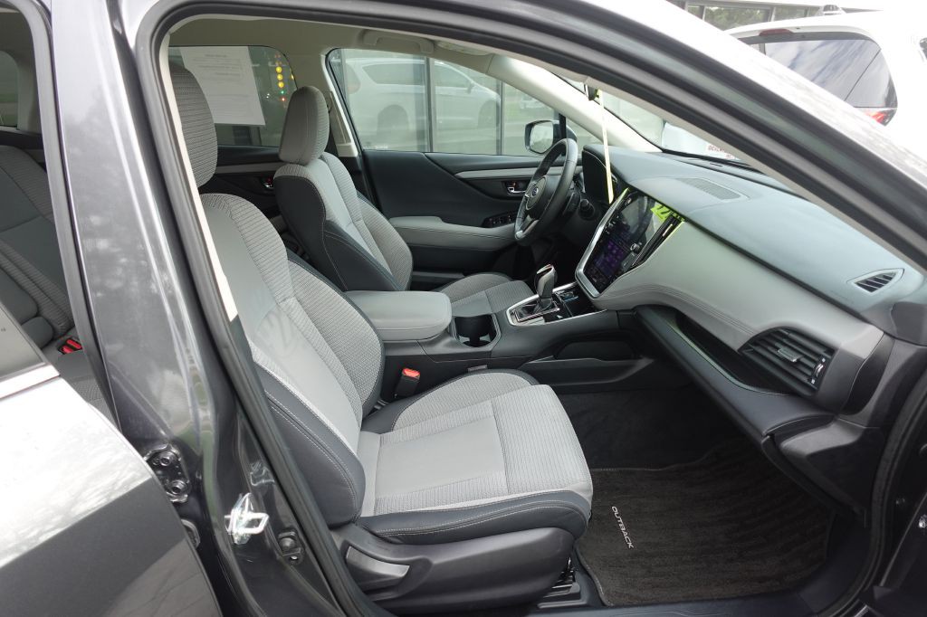 2022 Subaru Outback Image 13