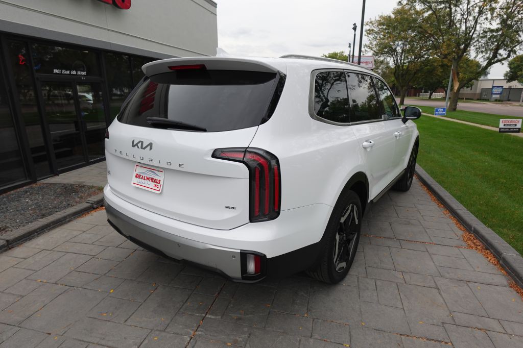 2023 Kia Telluride Image 2