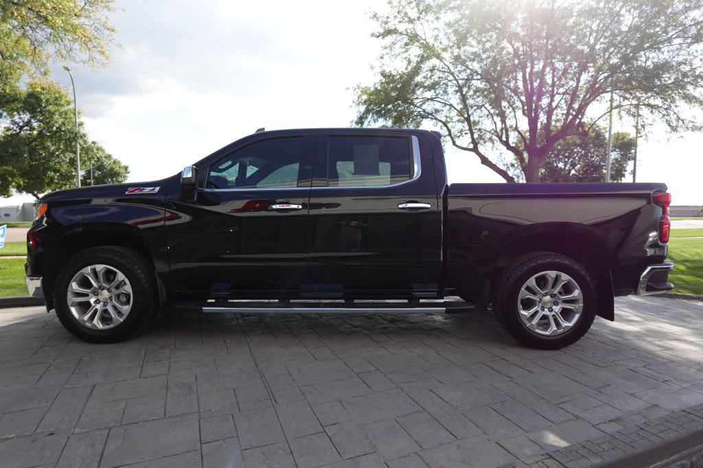2023 Chevrolet Silverado 1500 Image 5