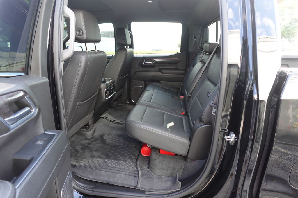 2023 Chevrolet Silverado 1500 Image 10