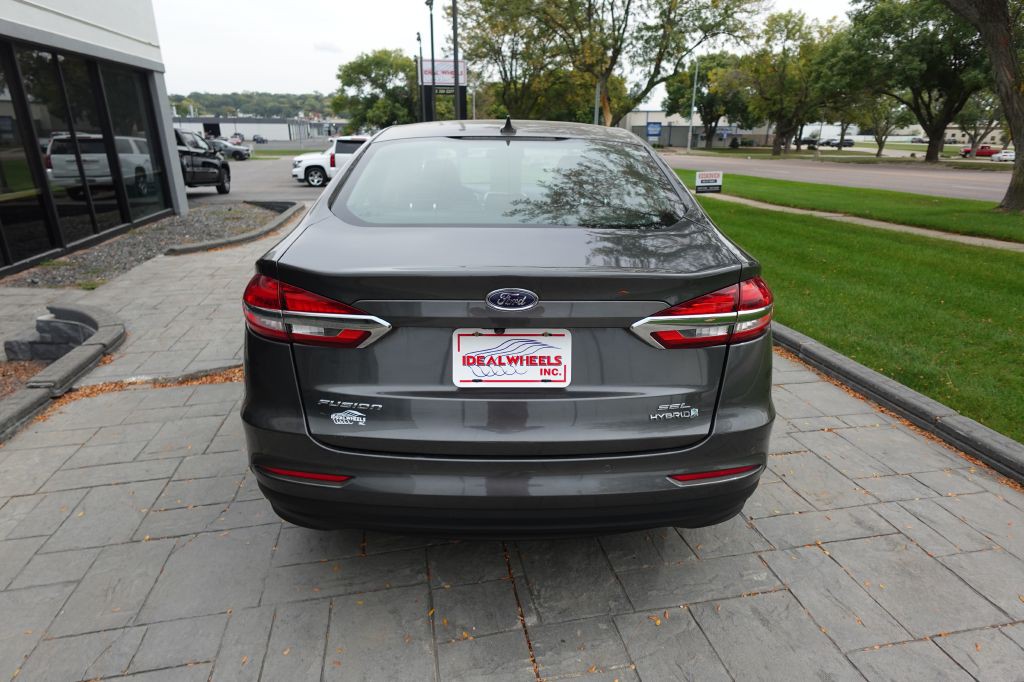 2019 Ford Fusion Image 3