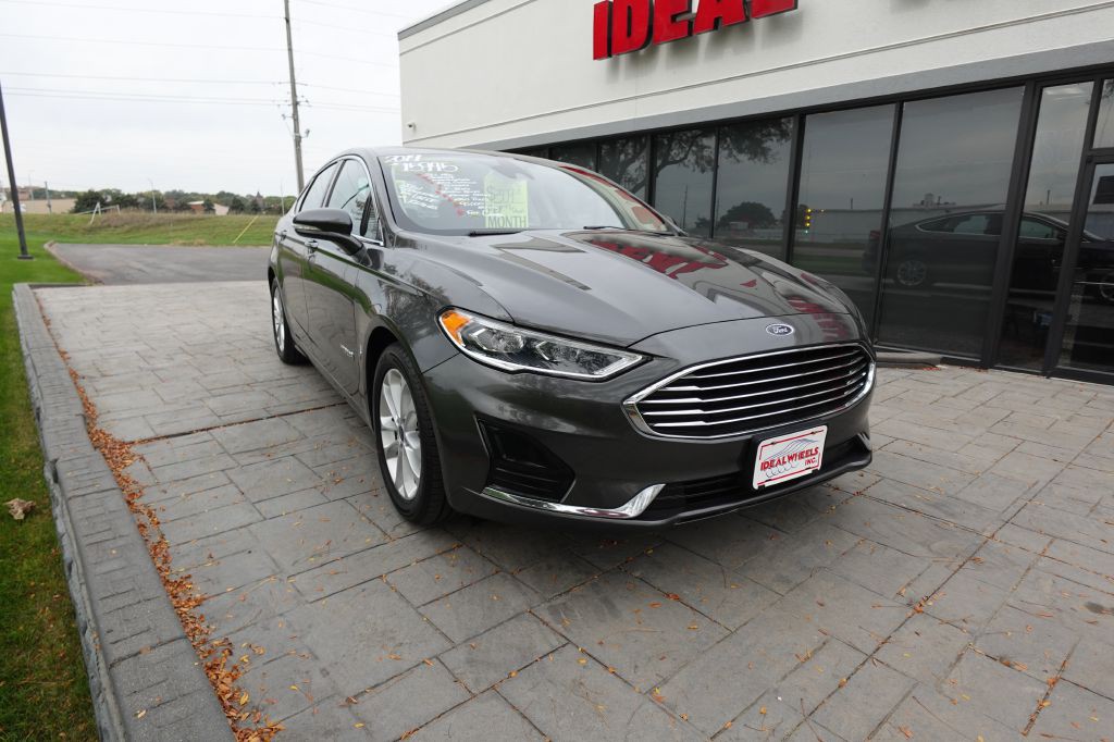 2019 Ford Fusion Image 8