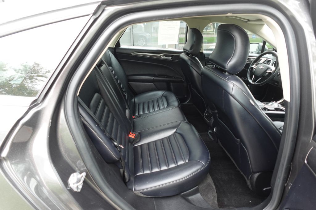 2019 Ford Fusion Image 13