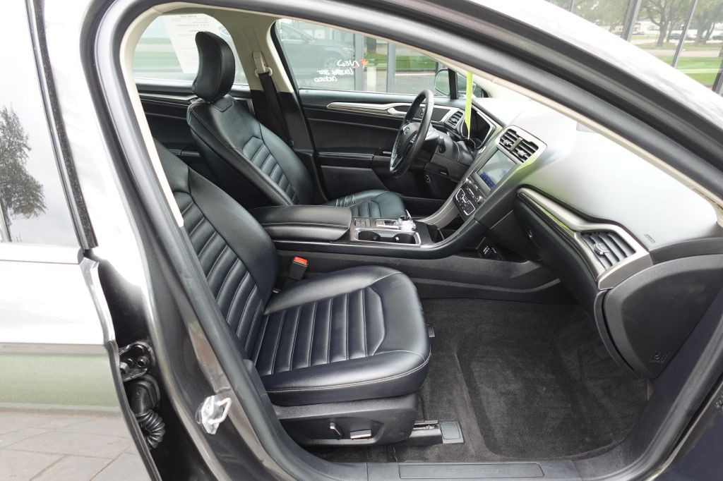 2019 Ford Fusion Image 14