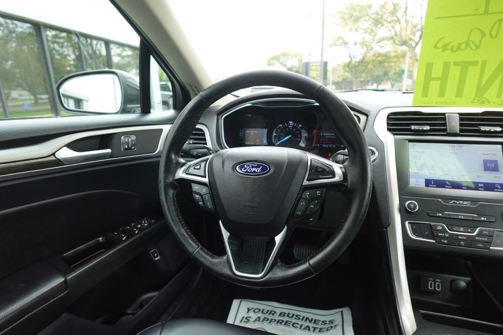 2019 Ford Fusion Image 16