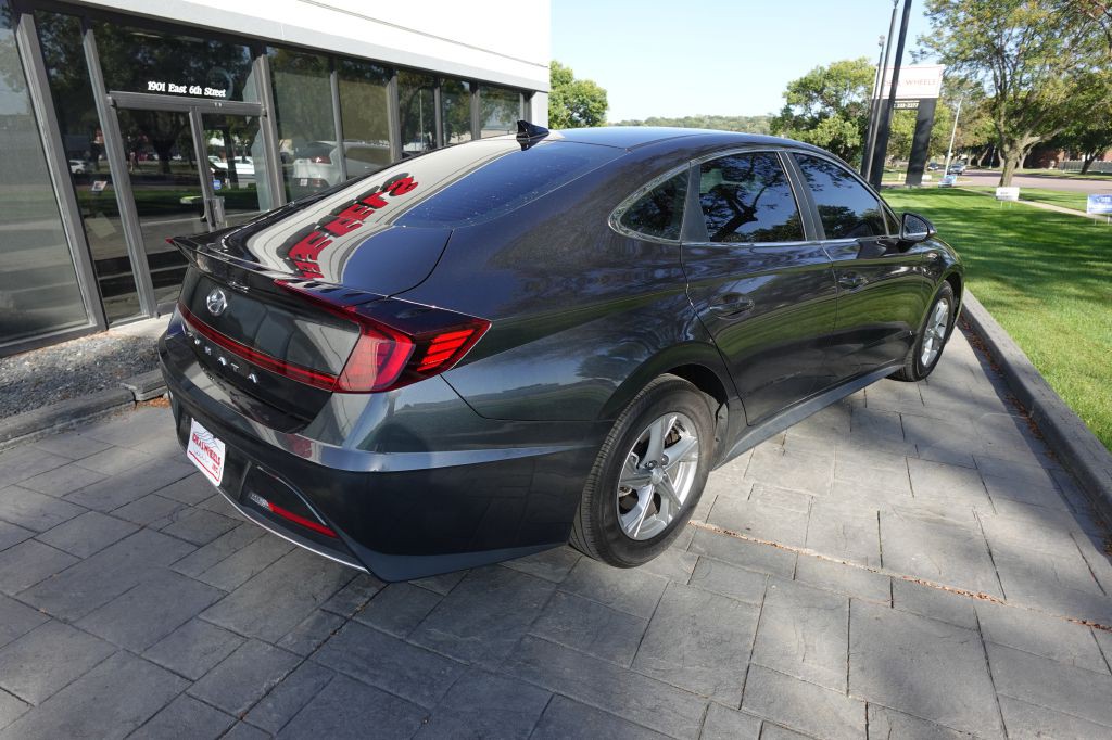 2023 Hyundai Sonata Image 3