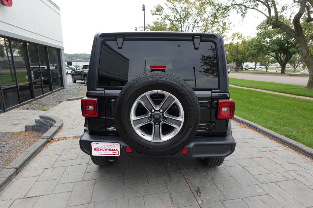 2021 Jeep Wrangler Unlimited Image 3