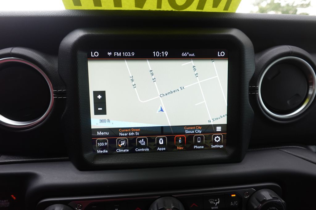 2021 Jeep Wrangler Unlimited Image 17