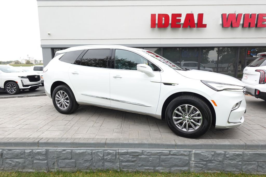 2024 Buick Enclave Image 1