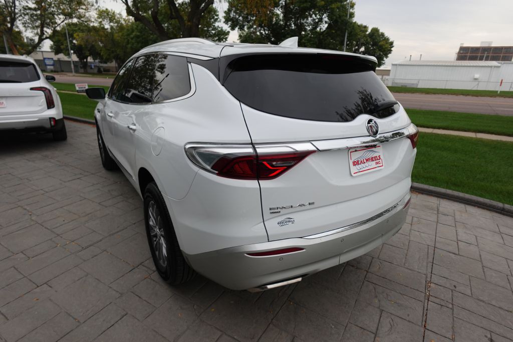 2024 Buick Enclave Image 4