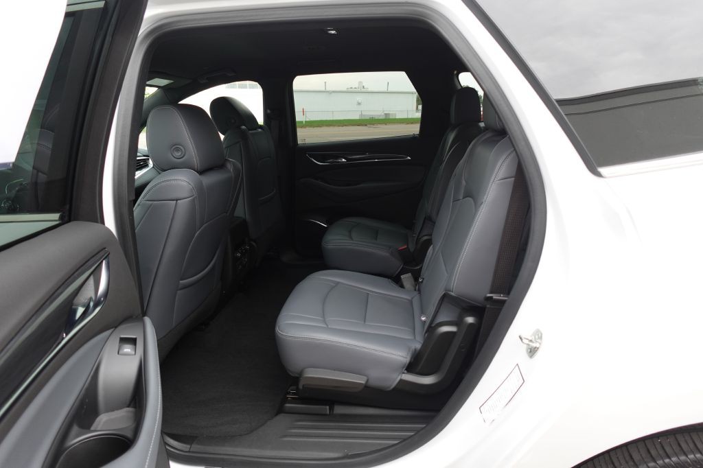 2024 Buick Enclave Image 10