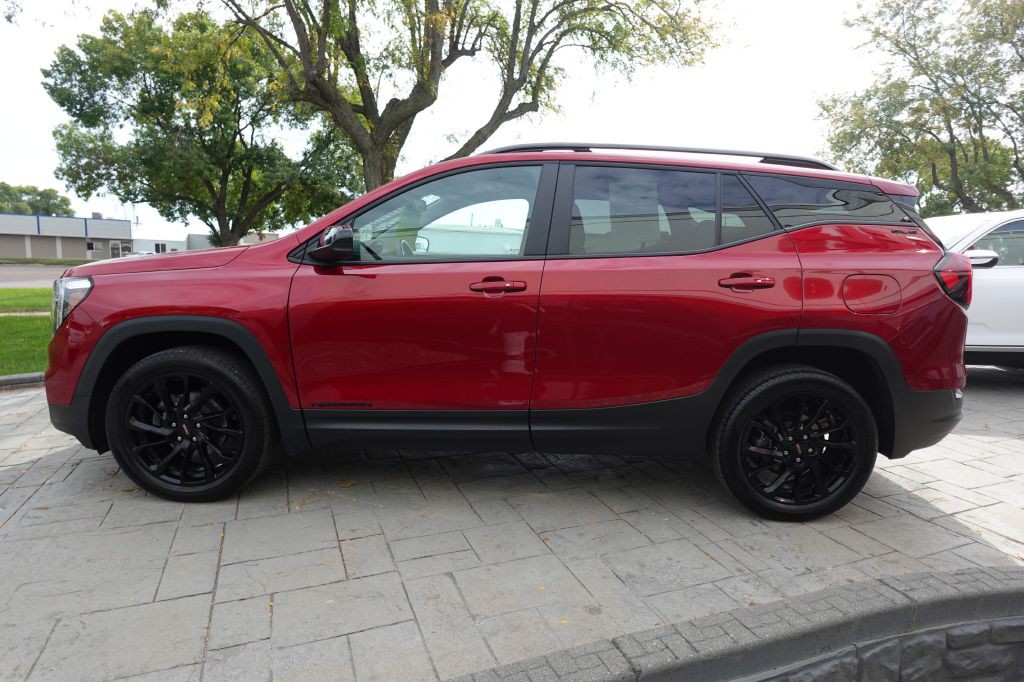 2024 GMC Terrain Image 5