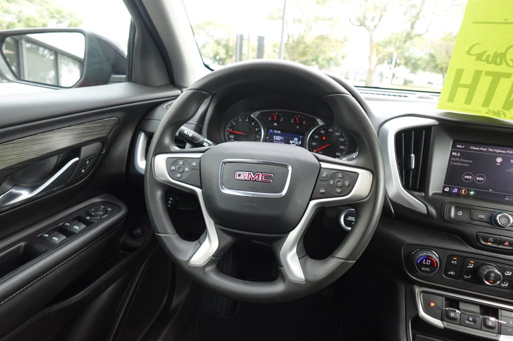 2024 GMC Terrain Image 14