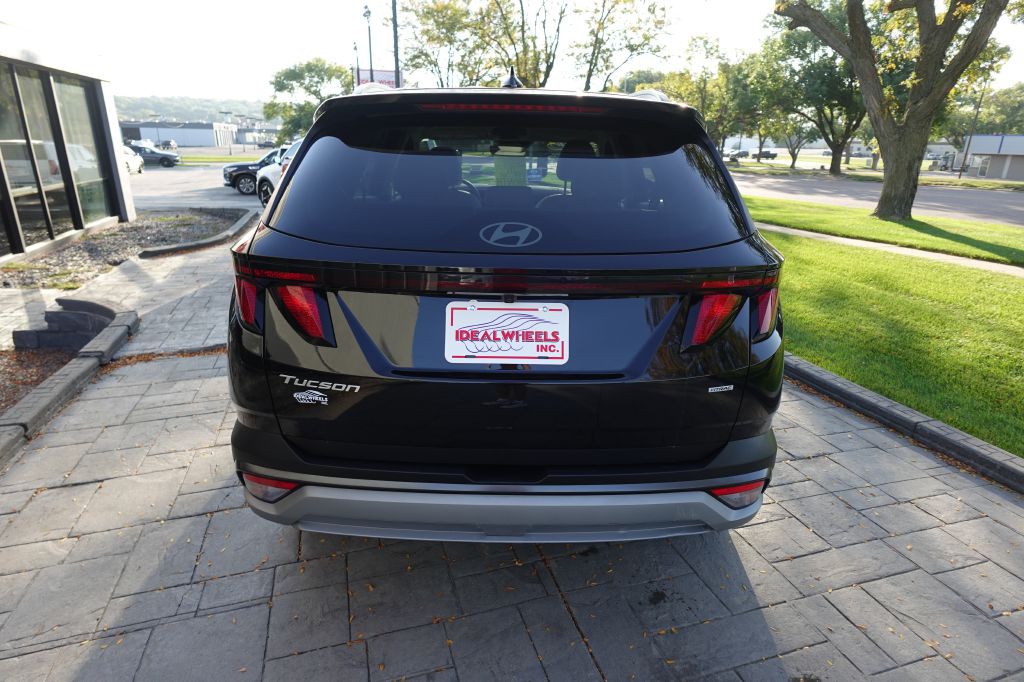 2025 Hyundai Tucson Image 3