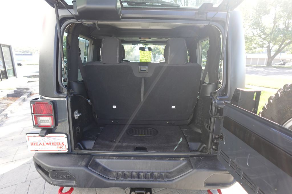 2017 Jeep Wrangler Image 11