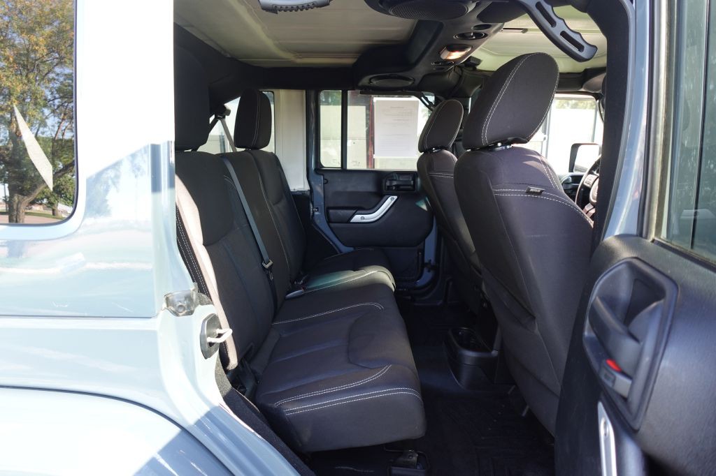 2014 Jeep Wrangler Unlimited Image 12