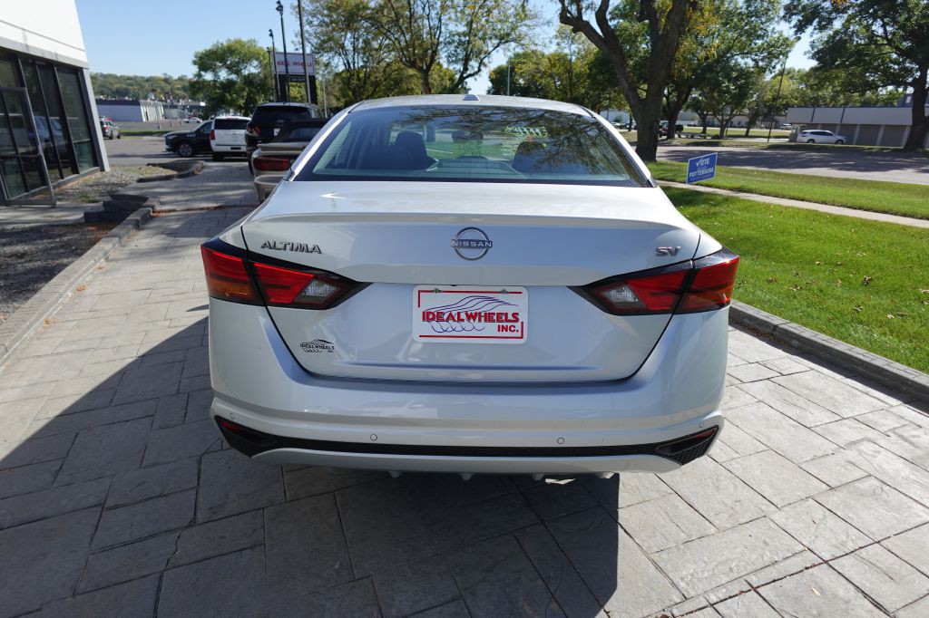 2024 Nissan Altima Image 3