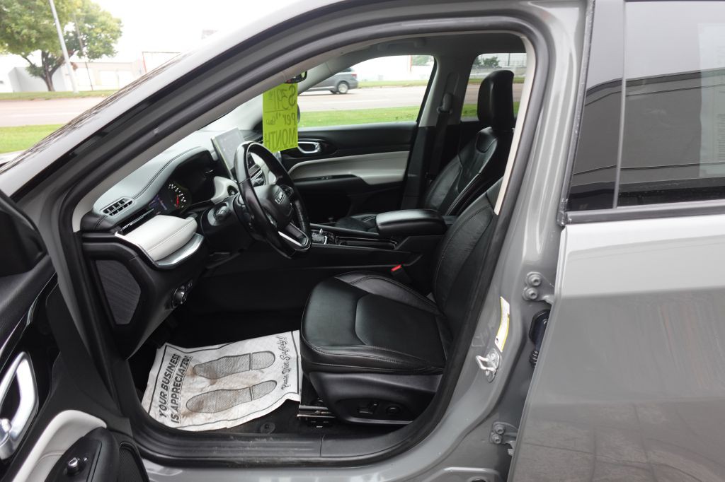 2022 Jeep Compass Image 9