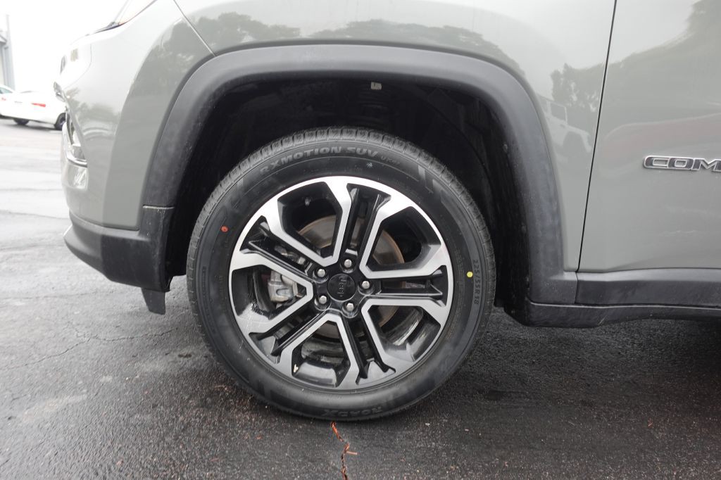 2022 Jeep Compass Image 18