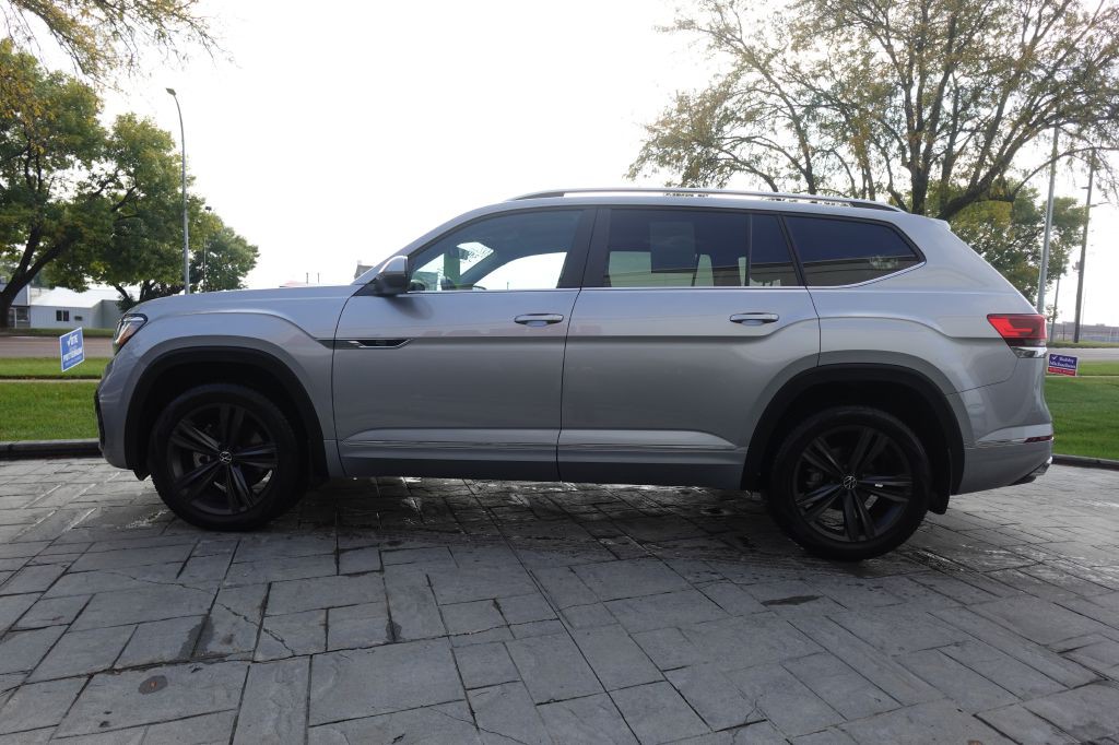 2022 Volkswagen Atlas Image 5