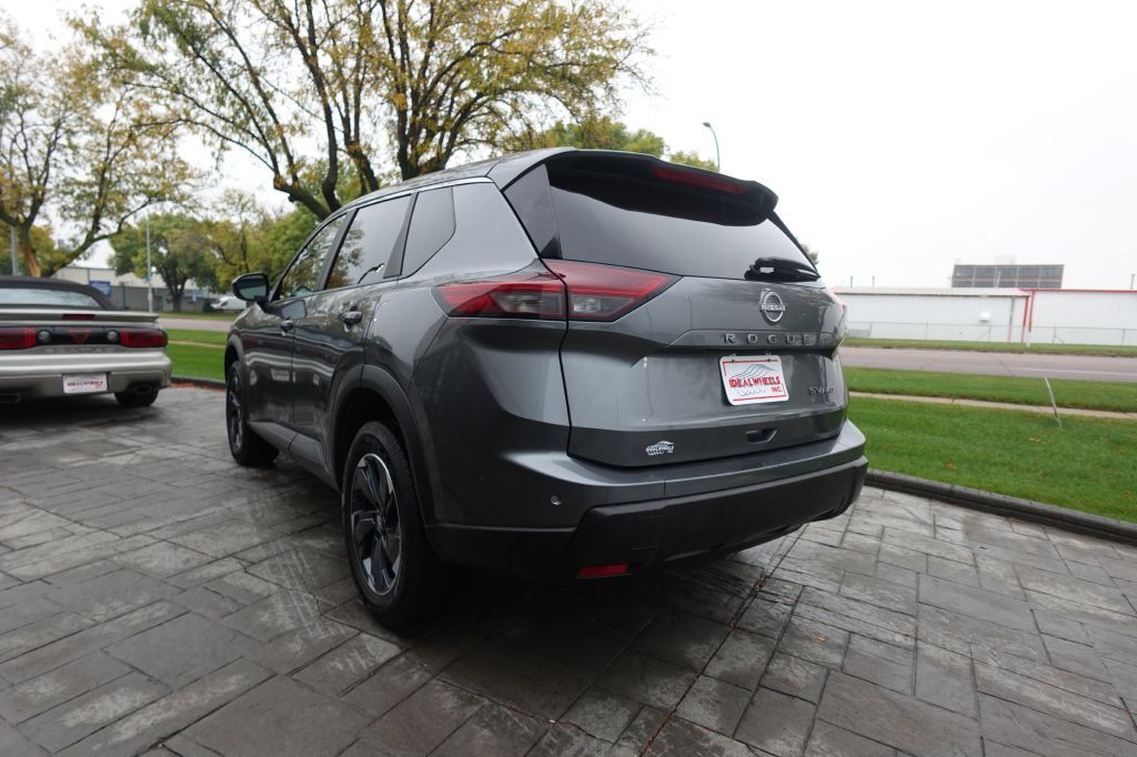 2024 Nissan Rogue Image 4
