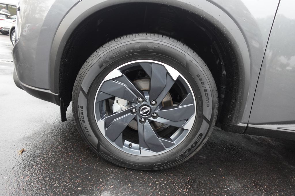 2024 Nissan Rogue Image 18