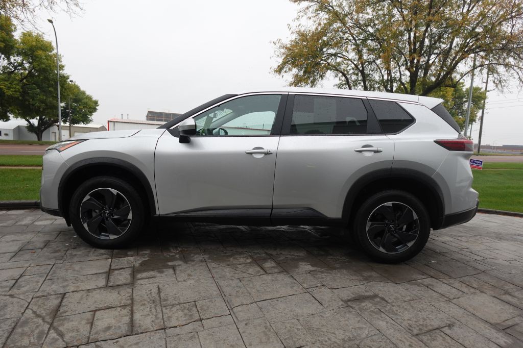 2024 Nissan Rogue Image 5