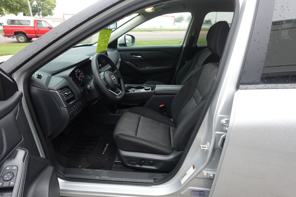 2024 Nissan Rogue Image 9