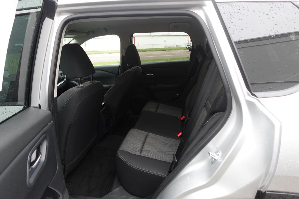 2024 Nissan Rogue Image 10