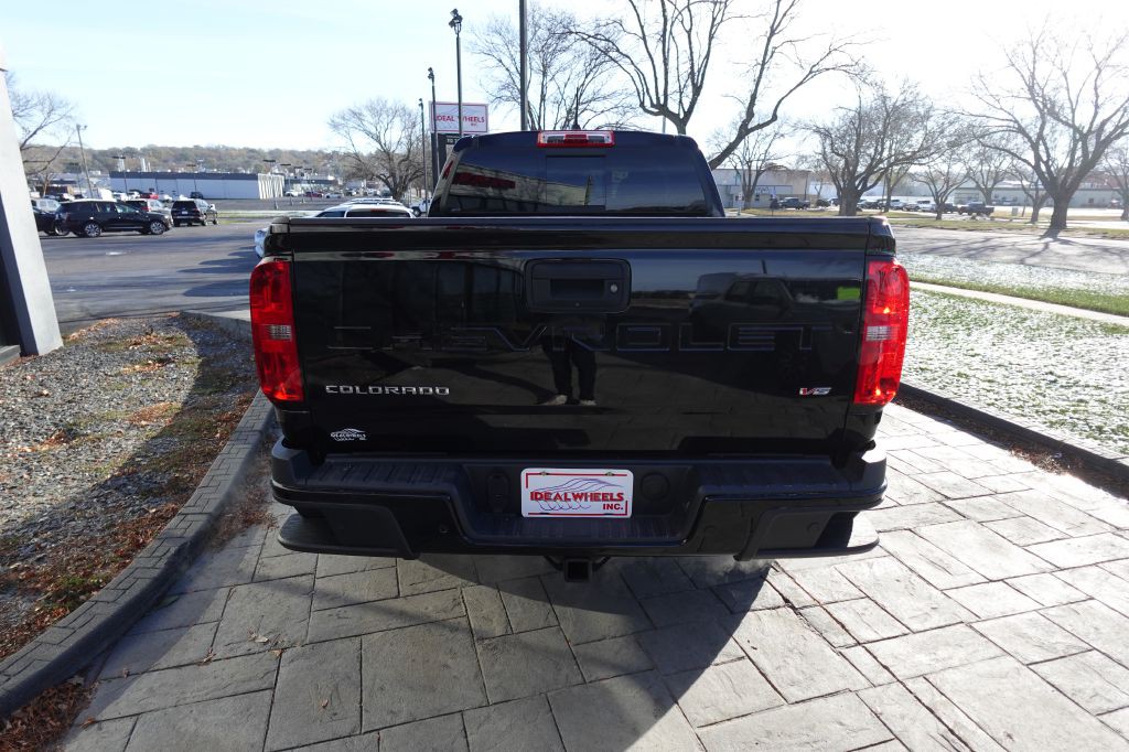 2022 Chevrolet Colorado Image 3