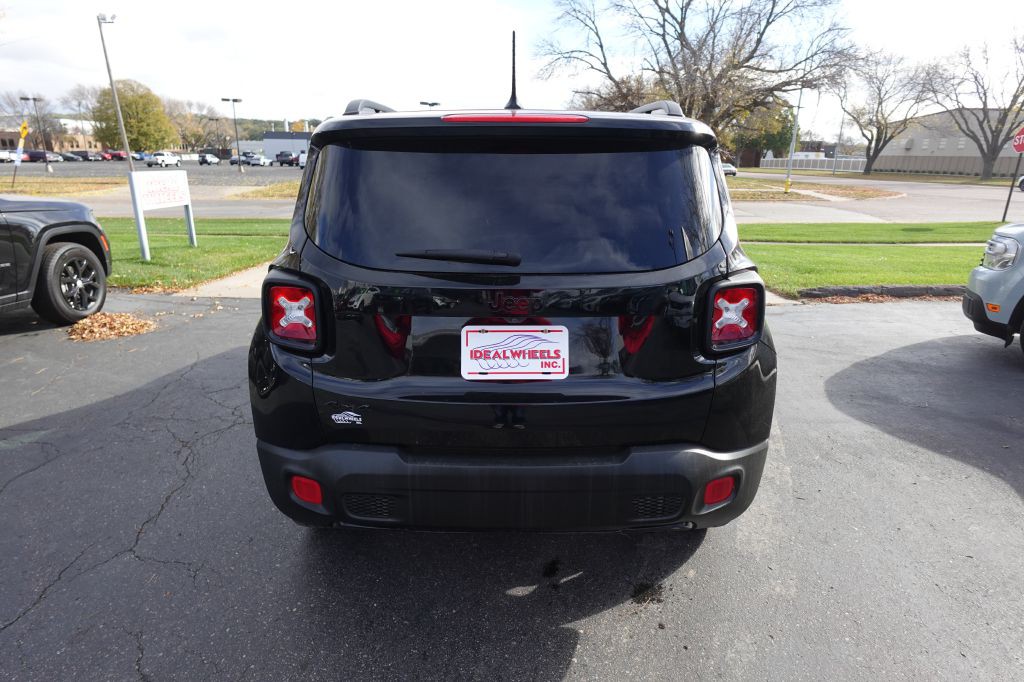 2017 Jeep Renegade Image 6