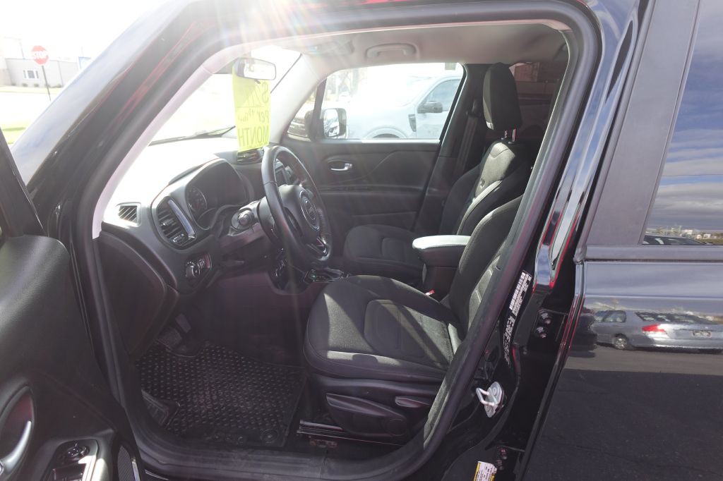 2017 Jeep Renegade Image 9