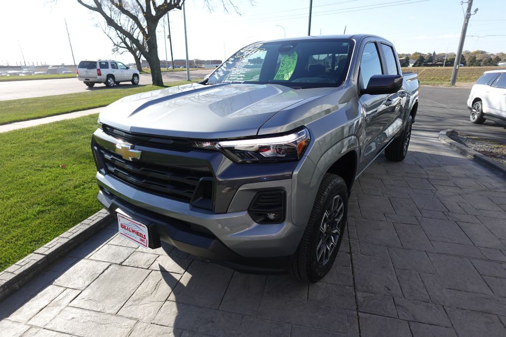 2023 Chevrolet Colorado Image 6