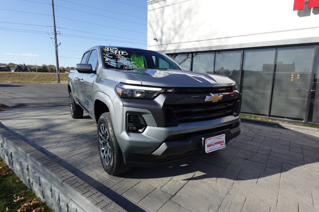 2023 Chevrolet Colorado Image 8