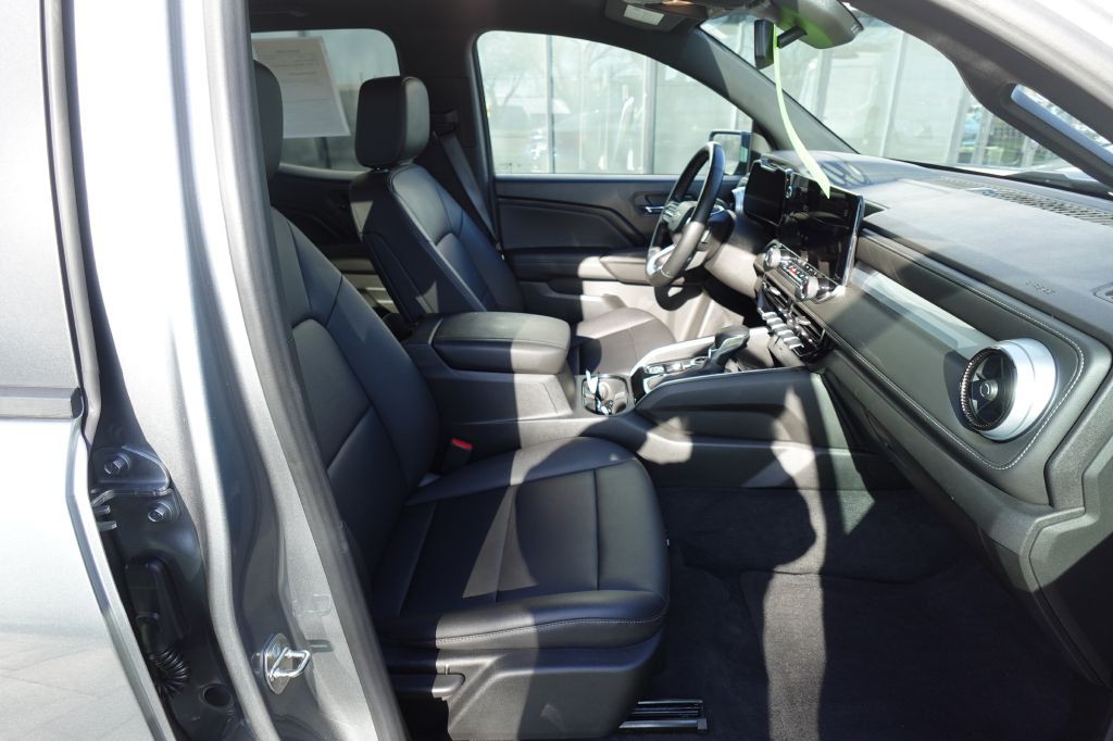 2023 Chevrolet Colorado Image 14