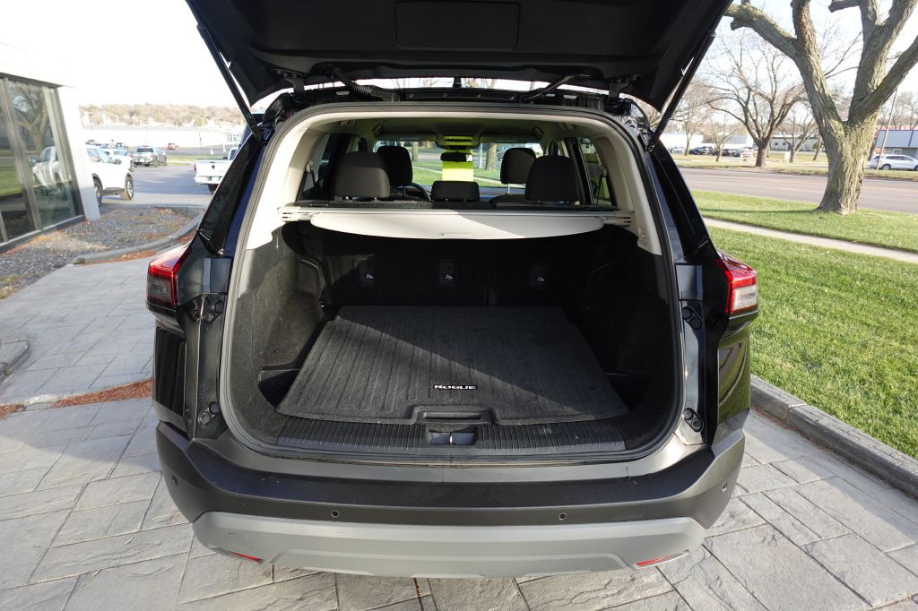 2023 Nissan Rogue Image 11