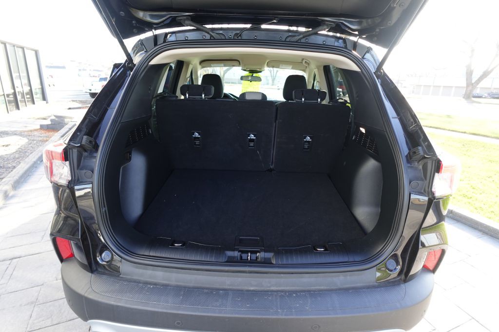 2020 Ford Escape Image 11