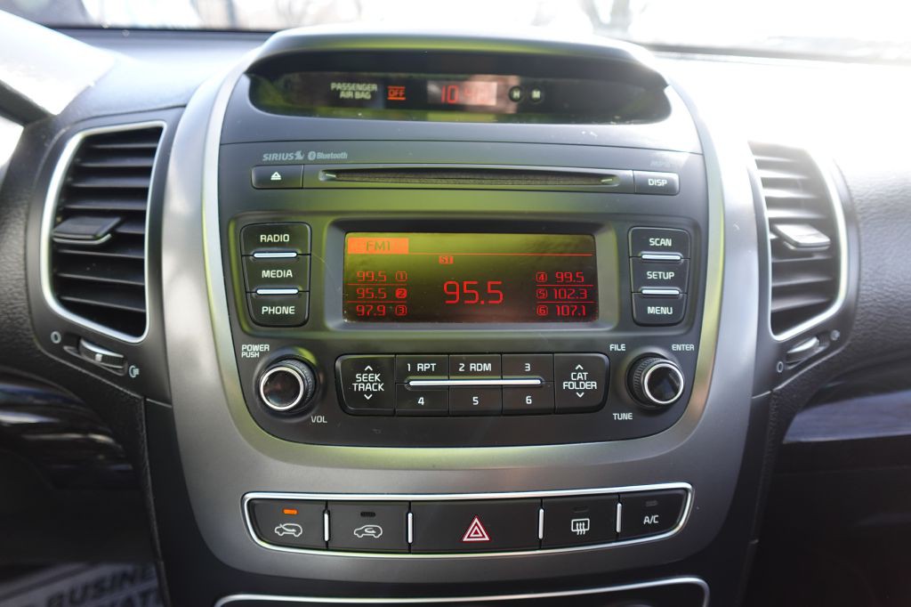 2015 Kia Sorento Image 17