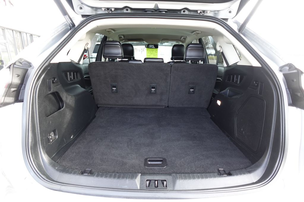 2022 Ford Edge Image 11