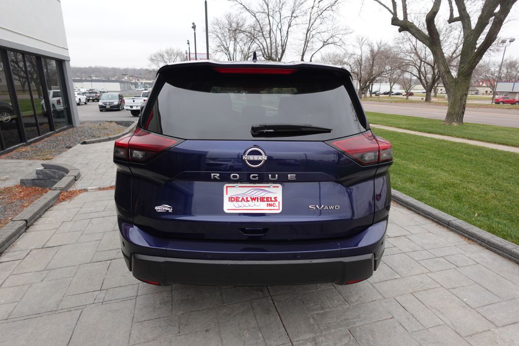 2024 Nissan Rogue Image 3