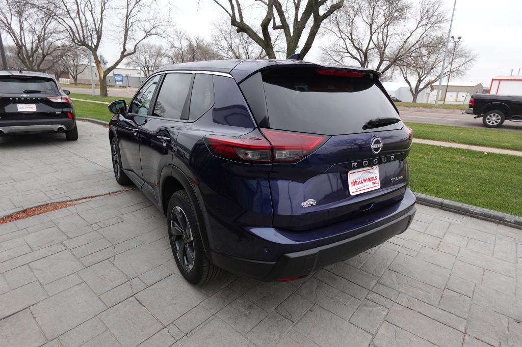 2024 Nissan Rogue Image 4