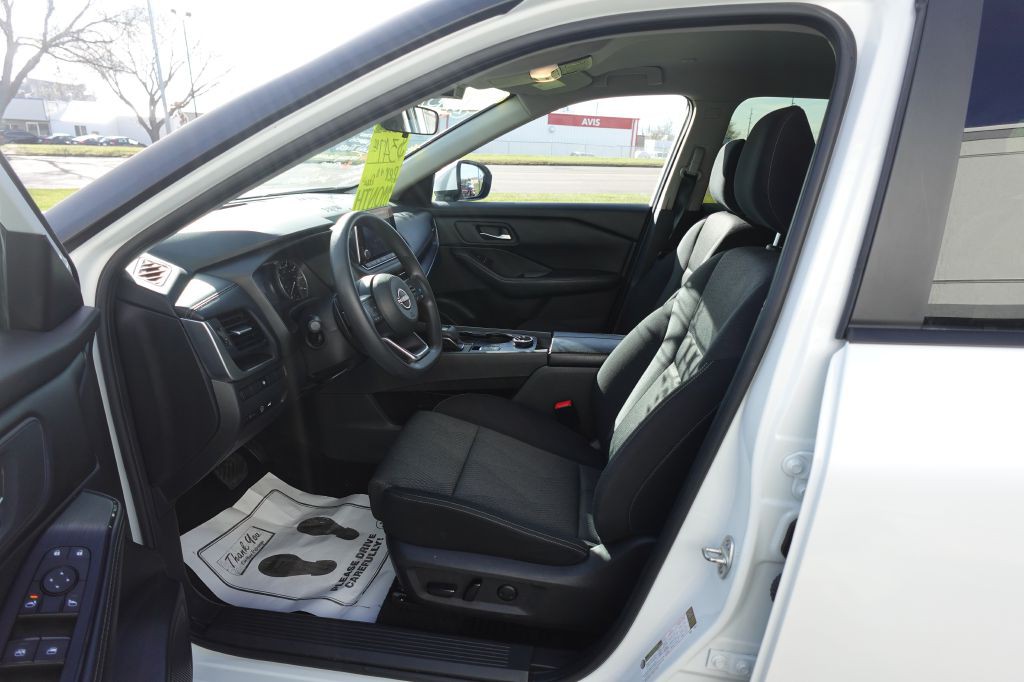 2024 Nissan Rogue Image 9