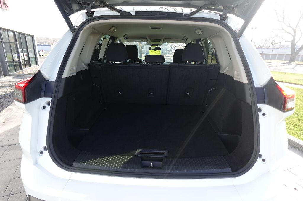 2024 Nissan Rogue Image 11