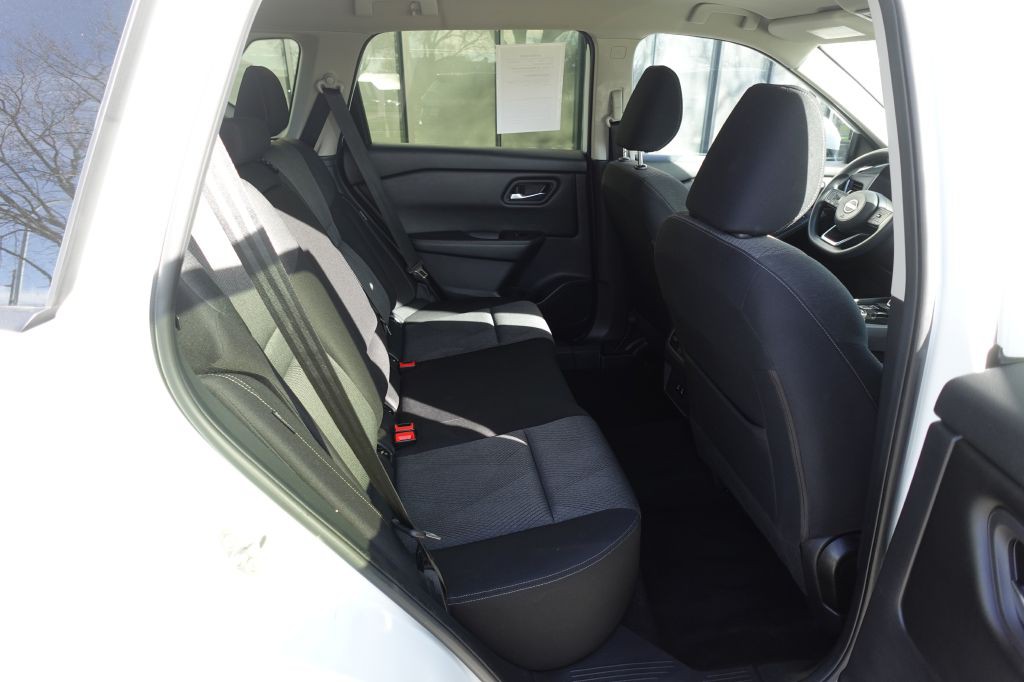 2024 Nissan Rogue Image 12