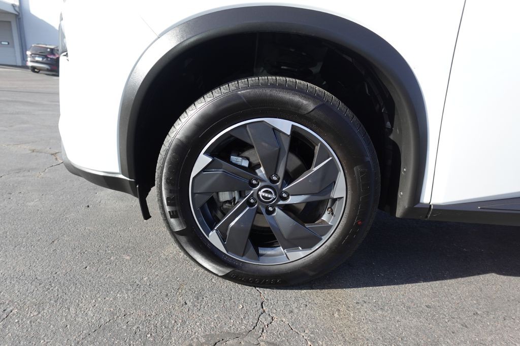 2024 Nissan Rogue Image 18