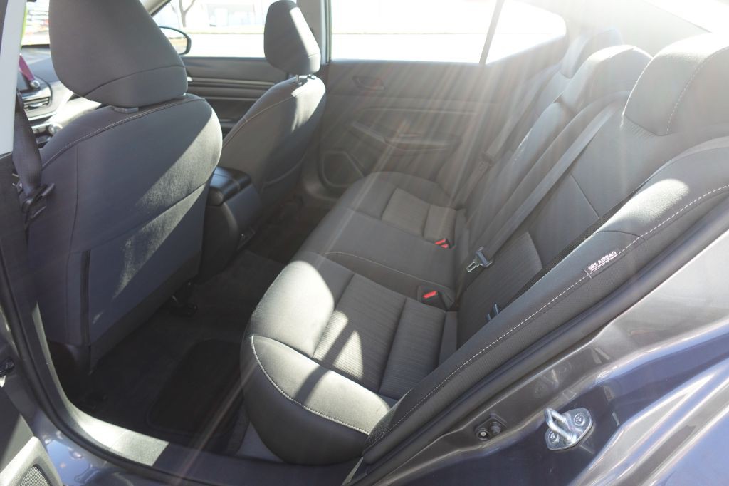 2024 Nissan Altima Image 17