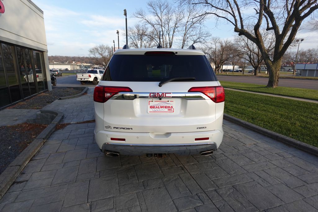 2019 GMC Acadia Image 4
